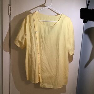 Minibee crisp yellow blouse. Size large  GUC